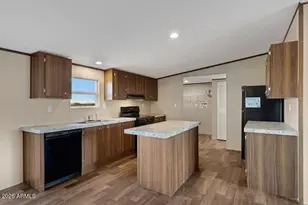 5744 N Lakeview Dr, Casa Grande, AZ 85194 - Photo 4