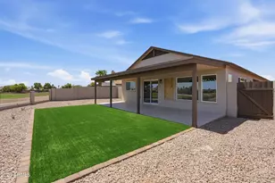 8585 N 108th Dr, Peoria, AZ 85345 - Photo 34