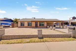 4123 W Holly St, Phoenix, AZ 85009 - Photo 1