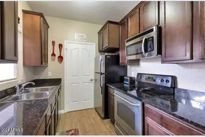 14145 N 92nd Street #Unit 1002, Scottsdale, AZ 85260 - Photo 4