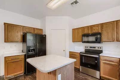 2653 S 89th Drive, Tolleson, AZ 85353 - Photo 12