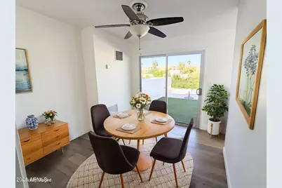 7662 E Minnezona Avenue, Scottsdale, AZ 85251 - Photo 4