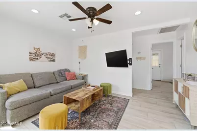 1124 N 14th Street, Phoenix, AZ 85006 - Photo 2