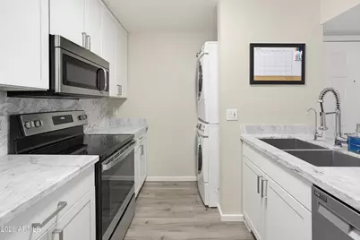 2938 N 61st Place #227, Scottsdale, AZ 85251 - Photo 8