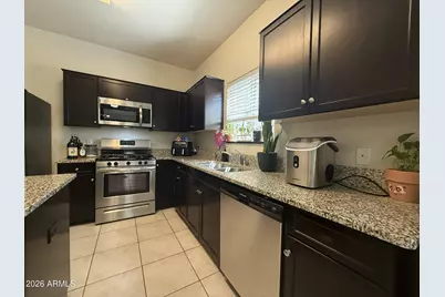 30187 W Avalon Drive, Buckeye, AZ 85396 - Photo 10