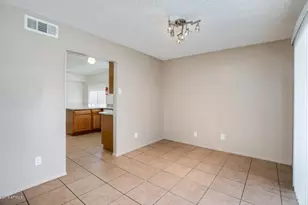 10640 N 66th Ave, Glendale, AZ 85304 - Photo 16
