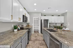 32826 N Pebble Creek Dr, San Tan Valley, AZ 85143 - Photo 6