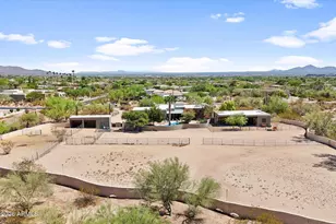 8532 E Los Gatos Dr, Scottsdale, AZ 85255 - Photo 36