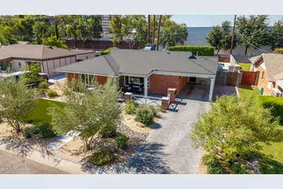 4231 E Catalina Drive, Phoenix, AZ 85018 - Photo 2