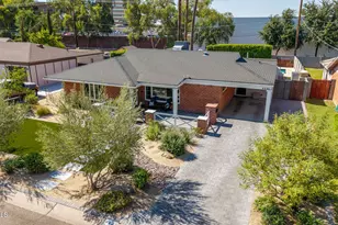 4231 E Catalina Dr, Phoenix, AZ 85018 - Photo 2