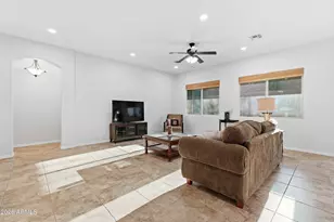 26928 N 102nd Ln, Peoria, AZ 85383 - Photo 22