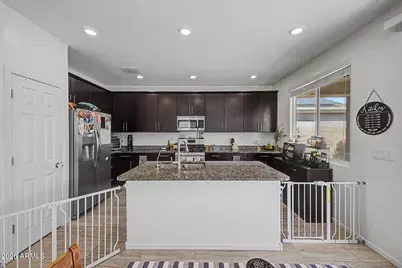 13023 W Lamar Road, Glendale, AZ 85307 - Photo 12