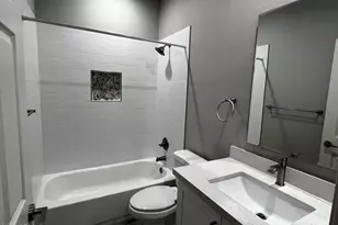 8017 S 6th Dr., Phoenix, AZ 85041 - Photo 8