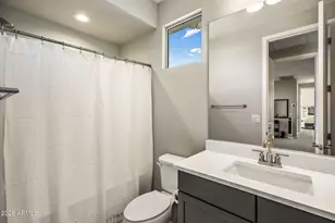 21025 N 61st St, Phoenix, AZ 85054 - Photo 18