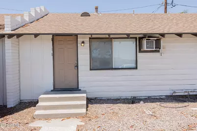 864 E Chandler Boulevard #Apt 3, Chandler, AZ 85225 - Photo 2