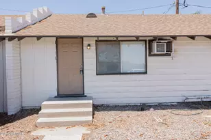 864 E Chandler Blvd, Chandler, AZ 85225 - Photo 2
