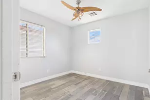 17648 W Lisbon Ln, Surprise, AZ 85388 - Photo 24