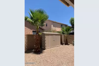 17648 W Lisbon Lane, Surprise, AZ 85388 - Photo 4