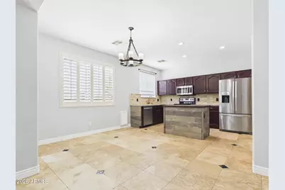 17648 W Lisbon Lane, Surprise, AZ 85388 - Photo 8