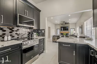 2043 W Nopal Avenue, Mesa, AZ 85202 - Photo 24