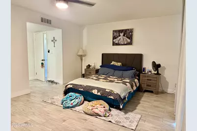 3941 W Desert Hills Drive, Phoenix, AZ 85029 - Photo 24