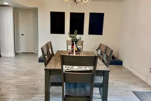 3941 W Desert Hills Dr, Phoenix, AZ 85029 - Photo 20