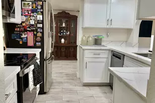 3941 W Desert Hills Dr, Phoenix, AZ 85029 - Photo 18