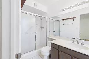 4033 W Griswold Rd, Phoenix, AZ 85051 - Photo 32
