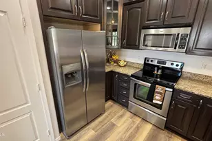 2125 E Huntington Dr, Phoenix, AZ 85040 - Photo 10