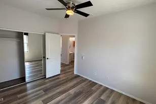 2125 E Huntington Dr, Phoenix, AZ 85040 - Photo 12