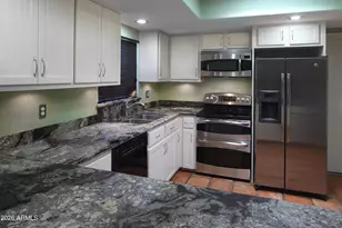 2934 E Beryl Ave, Phoenix, AZ 85028 - Photo 8