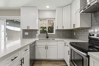 1905 E Pegasus Drive, Tempe, AZ 85283 - Photo 8