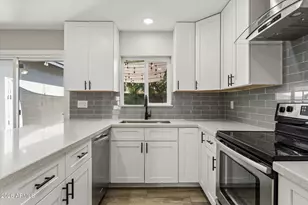1905 E Pegasus Dr, Tempe, AZ 85283 - Photo 8