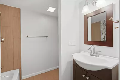 6543 N Central Avenue #2, Phoenix, AZ 85012 - Photo 14