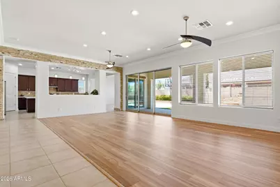 7556 W Crystal Road, Glendale, AZ 85308 - Photo 10