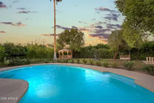 10439 N 64th St, Paradise Valley, AZ 85253 - Photo 10