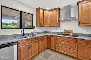 10439 N 64th St, Paradise Valley, AZ 85253 - Photo 32
