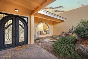10439 N 64th St, Paradise Valley, AZ 85253 - Photo 18