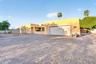 10439 N 64th St, Paradise Valley, AZ 85253 - Photo 16