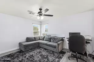 3034 W Villa Cassandra Dr, Phoenix, AZ 85086 - Photo 14