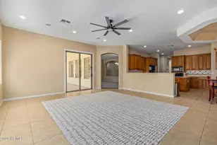 1687 E Carob Dr, Chandler, AZ 85286 - Photo 8