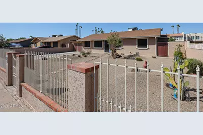 4332 W Clarendon Avenue, Phoenix, AZ 85031 - Photo 46