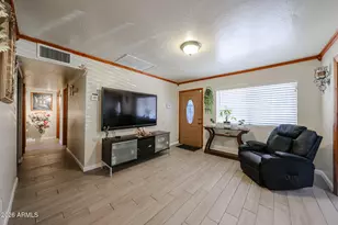 4332 W Clarendon Ave, Phoenix, AZ 85031 - Photo 14