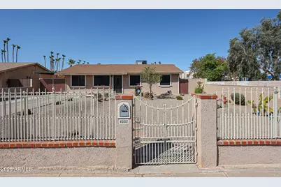 4332 W Clarendon Avenue, Phoenix, AZ 85031 - Photo 44