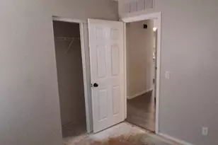 3207 W St Kateri Dr, Phoenix, AZ 85041 - Photo 16