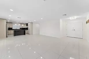 6139 W Colter St, Glendale, AZ 85301 - Photo 8