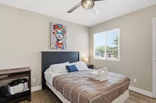 8526 E Vista Dr, Scottsdale, AZ 85250 - Photo 36