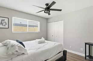 8526 E Vista Dr, Scottsdale, AZ 85250 - Photo 32