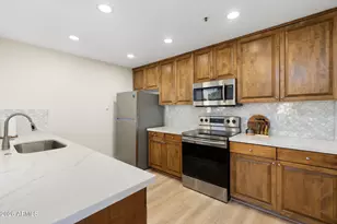 11260 N 92nd St, Scottsdale, AZ 85260 - Photo 6
