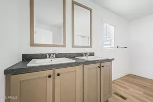 1091 S Cedar Dr, Apache Junction, AZ 85120 - Photo 18